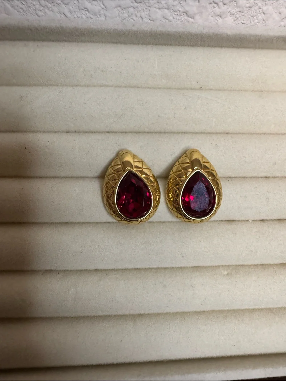 Vintage Swarovski Ruby Red Crystal Gold Tone Cli stud Earrings